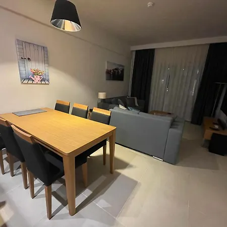 Lander Luxury Apartment, 5 Star Hotel, Appartamento