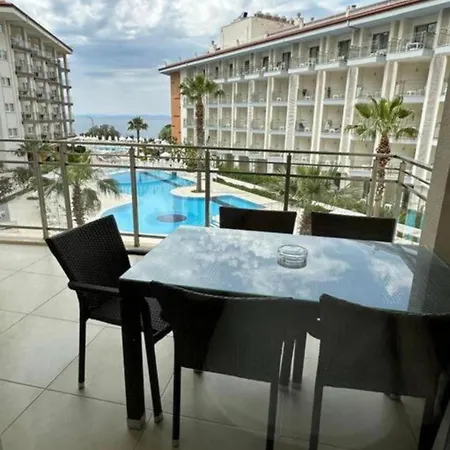 Lander Luxury Apartment, 5 Star Hotel, Apartment *